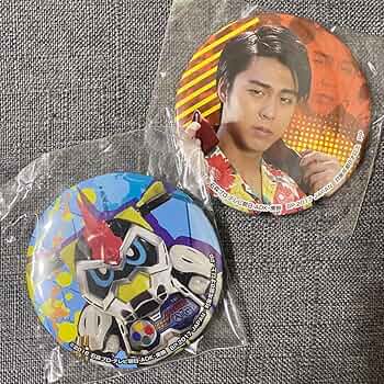 仮面ライダー　エグゼイド　レーザー　九条貴利矢　マスコット　ラバスト　缶バッジ 81US9+Wo5+L._UF350,350_QL50_.jpg